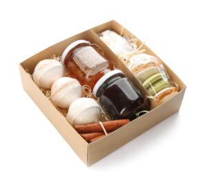 cannahoney and macaroon gift box
